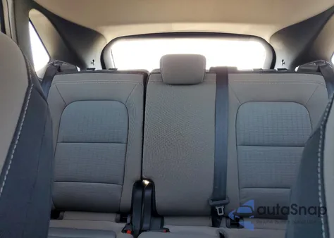 2021 Ford Escape S z USA, uszkodzony, nr VIN 1FMCU0F65MUA98000